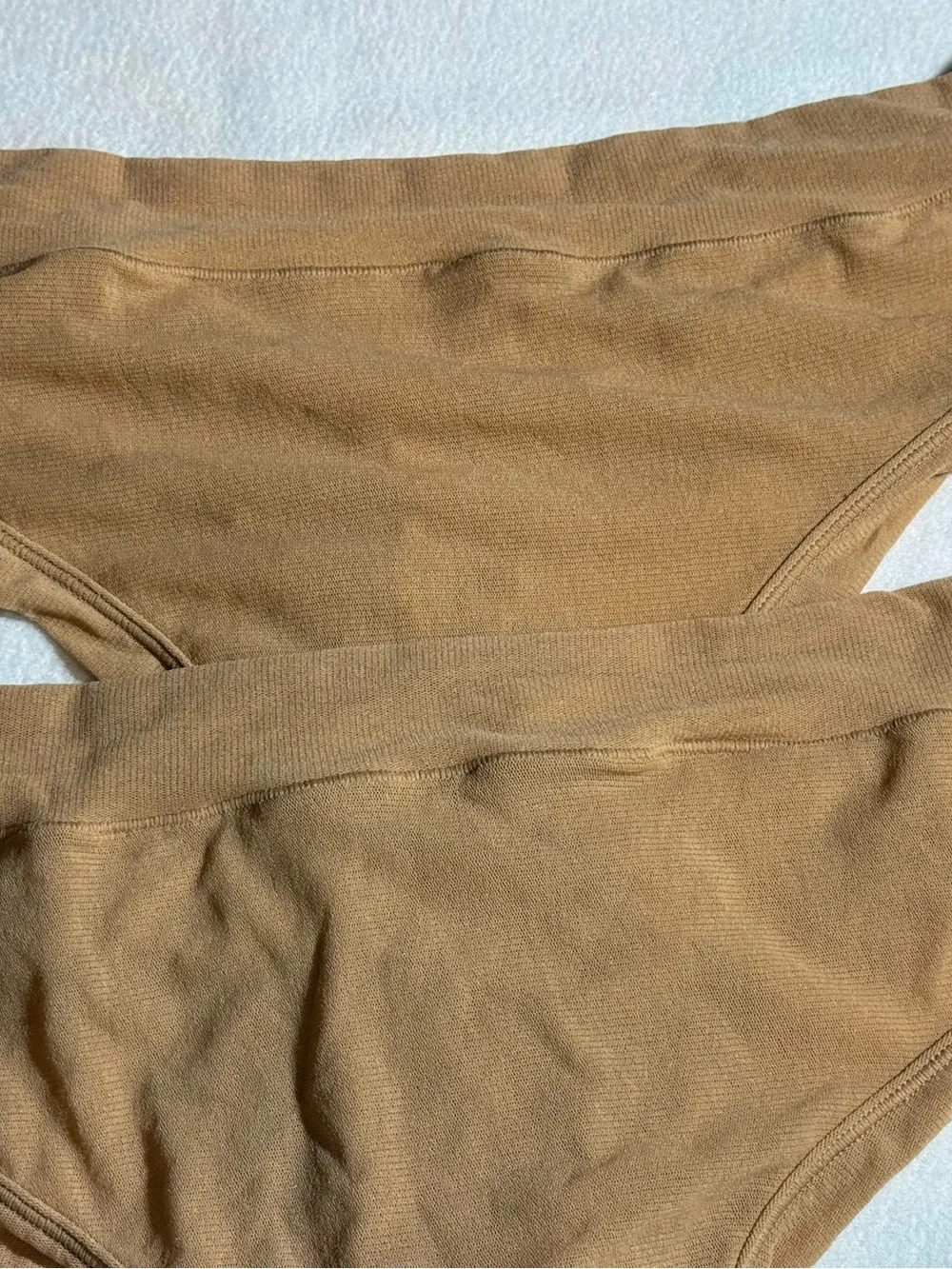 SKIMS Summer Mesh Thong. Ochre. 4X - Set of 2